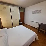 شقة - Dida Moj
