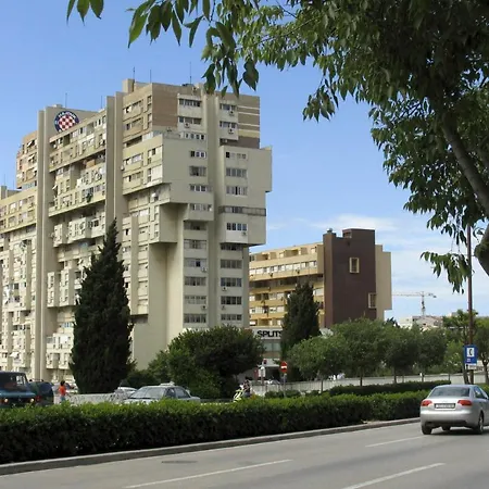 - Dida Moj Apartment *